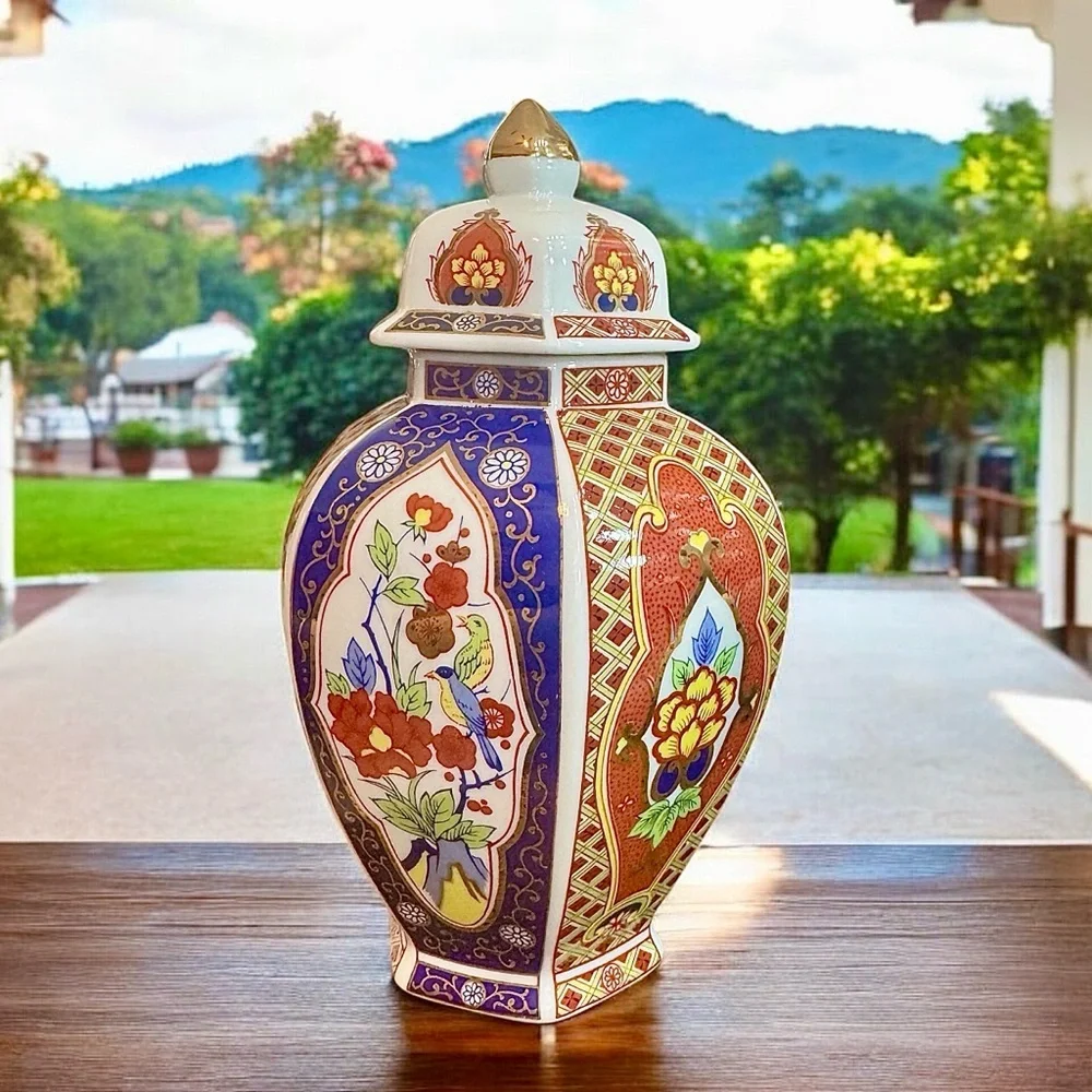 Vintage Imari Japanese Lidded Ginger Jar 8" - Picture 15 of 16